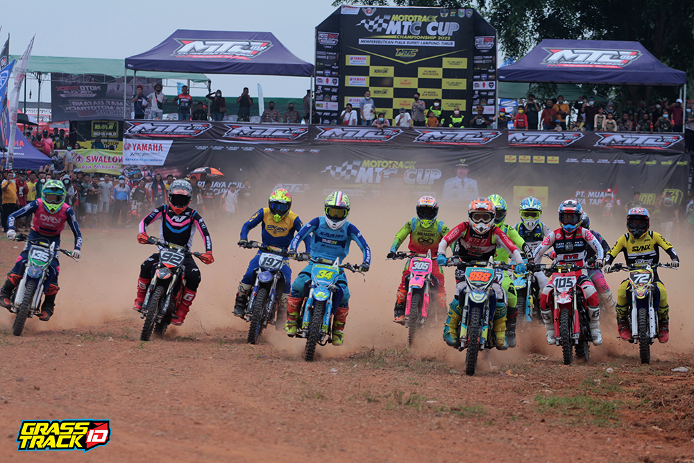 Perdana Buat Event Grasstrack, MTC Sukses Gelar Mototrack Bupati Cup 2022 Lampung Timur Perdana Buat Event Grasstrack, MTC Sukses Gelar Mototrack Bupati Cup 2022 Lampung Timur