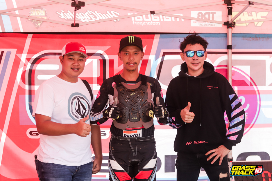 97 TRANS DS7 Support 2 Senior di Kejurnas Grasstrack 2022 Region 2 Semarang 97 TRANS DS7 Support 2 Senior di Kejurnas Grasstrack 2022 Region 2 Semarang